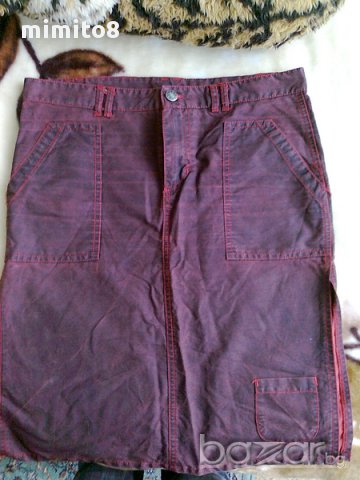 червена пола с две цепки, снимка 2 - Поли - 11720726