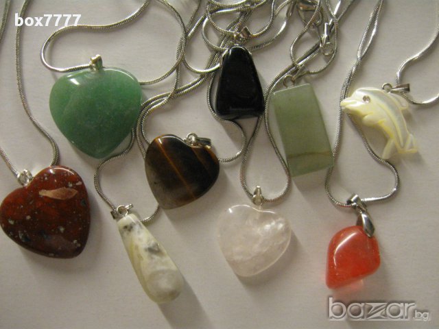 Полускъпоценни камъни на верижка, снимка 1 - Колиета, медальони, синджири - 12532312