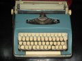пишеща машина, снимка 1 - Антикварни и старинни предмети - 11105404
