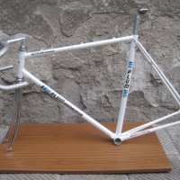 Plum Vainqueur-шосейна велосипедна рамка-РЕТРО , снимка 1 - Части за велосипеди - 18845673
