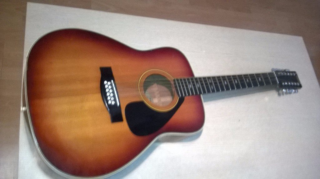 yamaha-оригинална китара с 12 струни-внос швеицария в Китари в гр. Видин -  ID18864012 — Bazar.bg