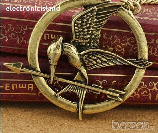 Брошка от Игрите на глада 1 Сойка присмехулка Hunger Games Mockingjay, цвят бронз, сребро или злато, снимка 1 - Колиета, медальони, синджири - 9536049