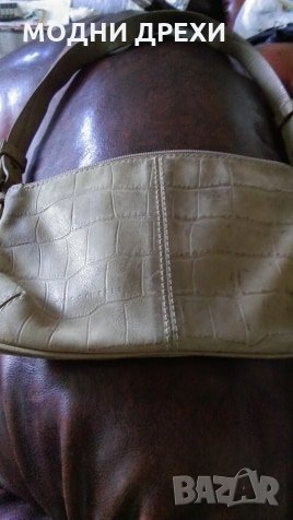 100% ОРИГИНАЛНА чанта COCCINELLE, снимка 2 - Чанти - 25908539