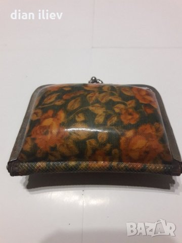 Ретро дамско портмоне 