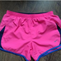 nike running - страхотни дамски шорти, снимка 1 - Къси панталони и бермуди - 25257137