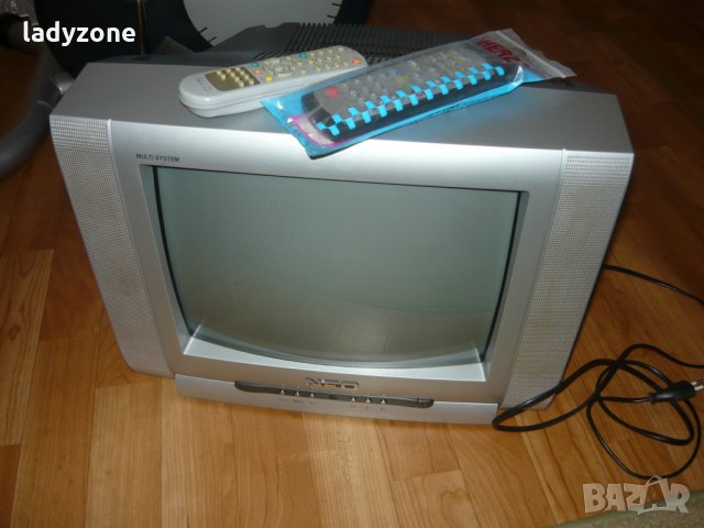  NEO -цветен телевизор и стойка, снимка 3 - Телевизори - 22734295