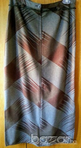 Права дълга пола с цепка., снимка 2 - Поли - 19040211