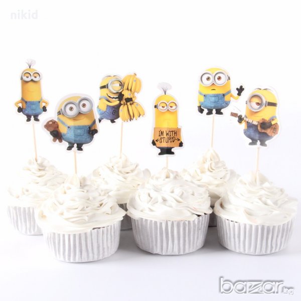 Миньоните и глупчо 24 бр топери клечки за мъфини декорация и украса, снимка 1