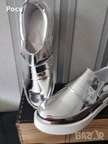 Дамски спортно - елегантни обувки холограм огледален ефект, сребърен сив цвят - нови 36 номер , снимка 2 - Дамски ежедневни обувки - 24768704