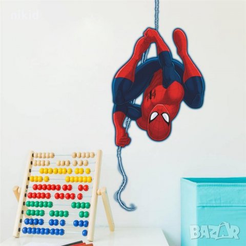 Висящ на въже обърнат спайдърмен Spiderman стикер постер лепенка за стена детска стая самозалепващ, снимка 1 - Декорация за дома - 22003328
