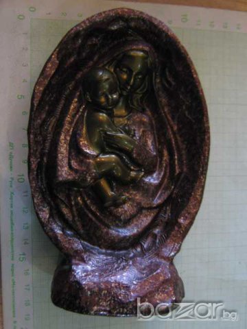 Пластика "Богородица с младенеца" нова