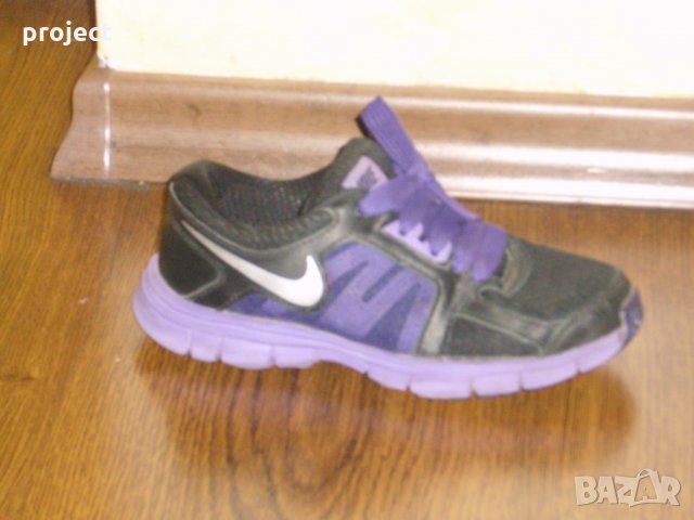 NIKE маратонки номер 30 ,100% Оригинал., снимка 1