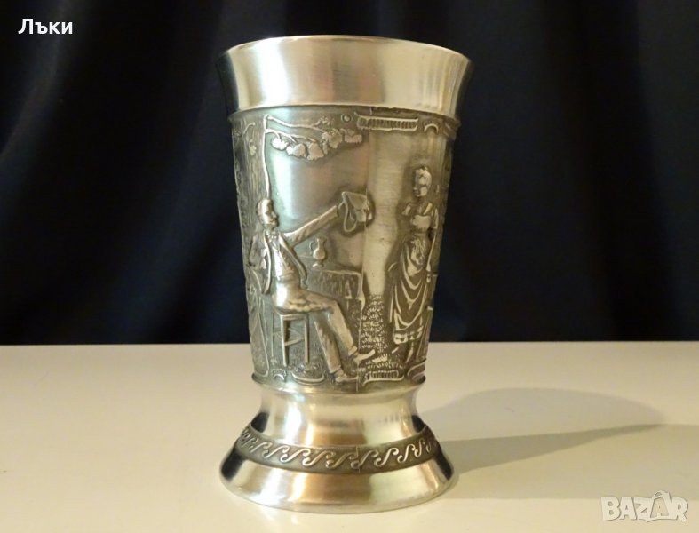 Немски бокал,чаша,гравиран калай. , снимка 1