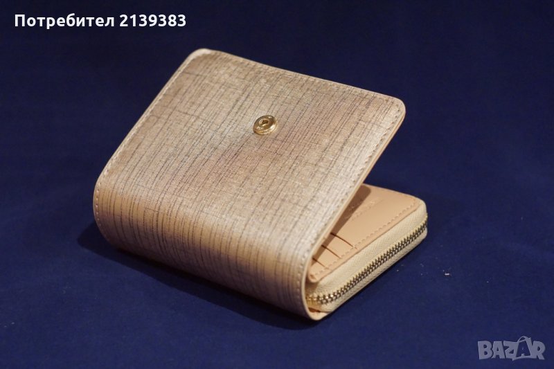 Продавам дамско портмоне, снимка 1