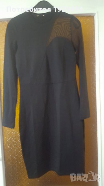 Черна рокля с прозрачна тюлена част на гърба, снимка 1