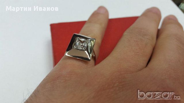 Златен пръстен-бяло злато, снимка 6 - Пръстени - 18033646
