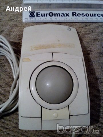 Стара компютърна мишка, снимка 2 - Антикварни и старинни предмети - 19213102