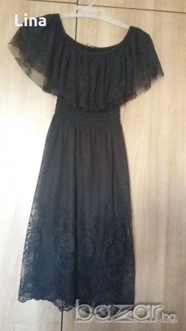 Дантелена рокля