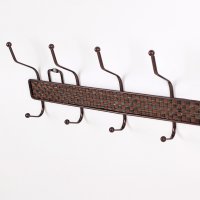 Метална стенна закачалка с 12 куки Ратанова плетеница 50см дължина, снимка 2 - Закачалки - 24317919