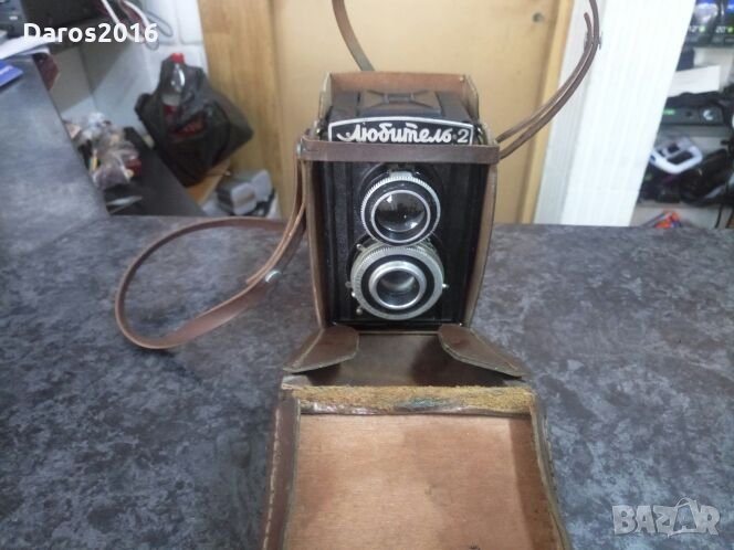 Стар руски фотоапарат Любитель 2, снимка 1