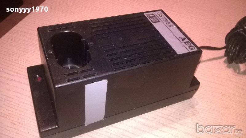 Aeg-зарядно за батерии на марката-внос швеицария, снимка 1