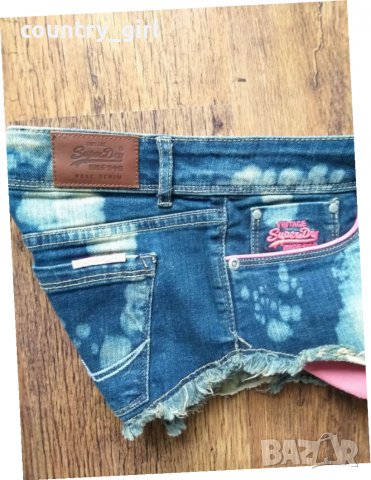 superdry hot.pant. - страхотни дънкови къси панталони КАТО НОВИ, снимка 6 - Къси панталони и бермуди - 25279918
