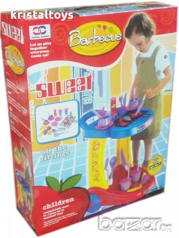 Детски комплект Барбекю с инструменти и маса, снимка 1