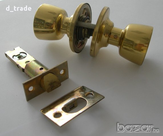 Брава и дръжки за вътрешна врата к-т