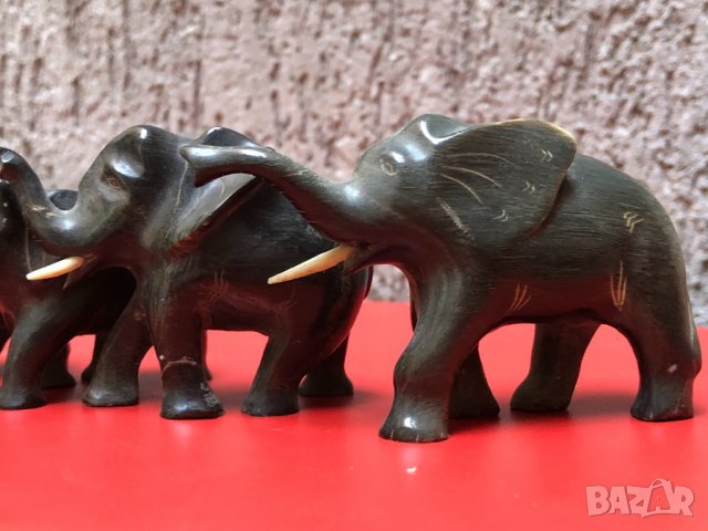 Четири слончета от рог на африкански бивол, снимка 7 - Антикварни и старинни предмети - 12728955