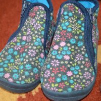 детски обувки,сандалки,домашни пантифки, снимка 13 - Детски маратонки - 20489573