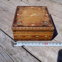 Кутия за цигари,табакера, снимка 1 - Антикварни и старинни предмети - 18765721