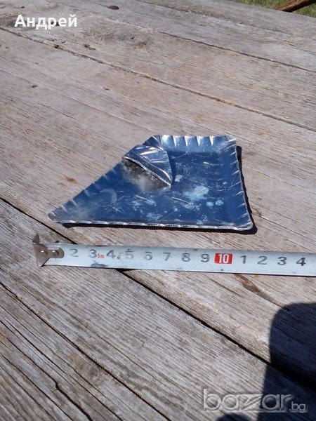 Пепелник, снимка 1