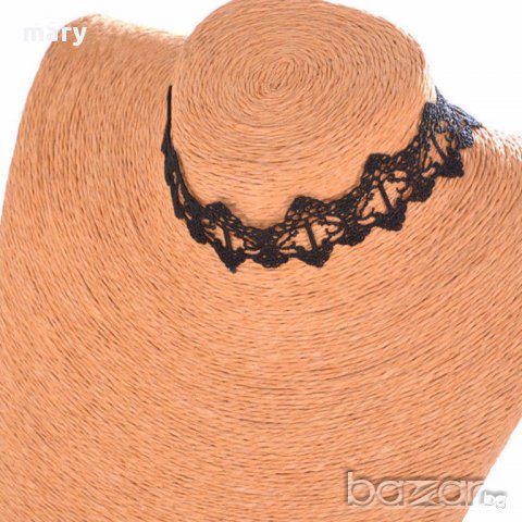 готик колие от дантела, снимка 2 - Колиета, медальони, синджири - 17342378