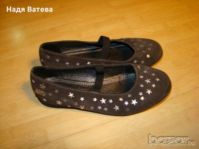 Пантофки на Miss Sixty със звездички.