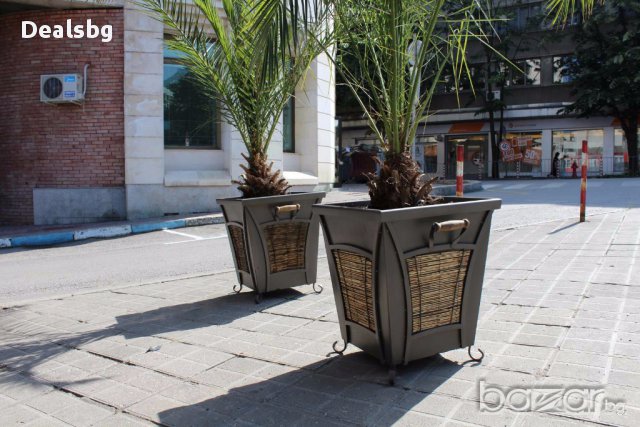 Кашпи,кашпа-метални саксии, снимка 4 - Саксии и кашпи - 10501561