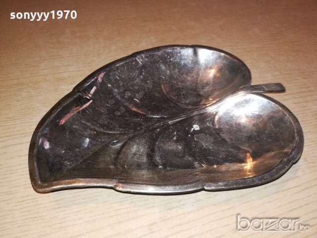 ретро колекция с форма на листо-25х19х3см-внос швеицария