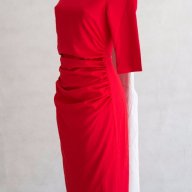 Елеганта червена рокля марка Bourne, снимка 3 - Рокли - 18398148
