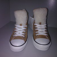 Converse оригинални обувки, снимка 2 - Кецове - 24490152