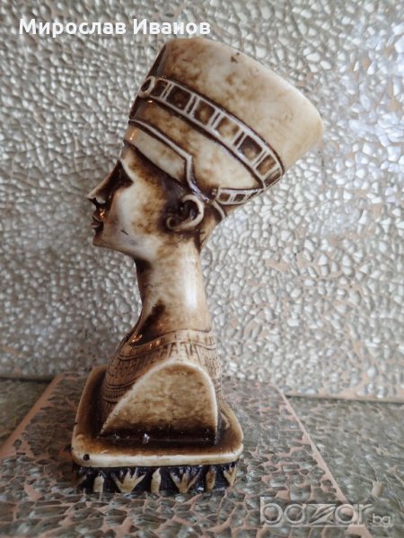 кафеникава  мраморна статуетка на Египетска богиня от Едфу, Египет , снимка 1