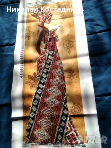 Гоблен с мъниста - Африканка с лилия 