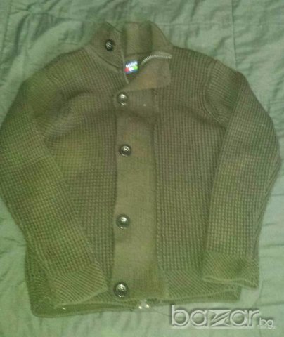 3 ризи и жилетка за момче, ръст 152, снимка 6 - Детски пуловери и жилетки - 18370986
