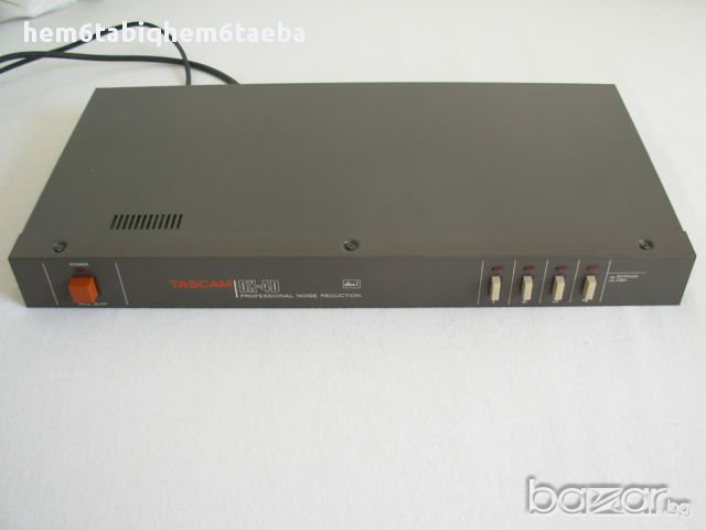 █▬█ █★▝▛▣▛▋ Шумоподтискане за касетни декове или ролкови машини DBX NR Tascam DX-4D , снимка 1 - Аудиосистеми - 16790581