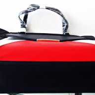 Елегантна нова италианска чанта POLLINI , снимка 10 - Чанти - 12876233