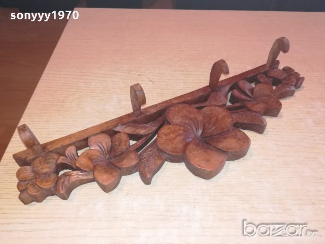 дървена закачалка с дърворезба-внос швеицария-42х13х8см, снимка 4 - Колекции - 20971433