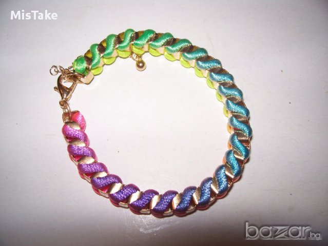 цветна метална гривна 