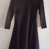 Черна рокля марка Н&М, снимка 2 - Рокли - 21471072