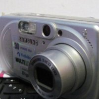 Фотоапарат Samsung Digimax 370, снимка 2 - Фотоапарати - 23655639