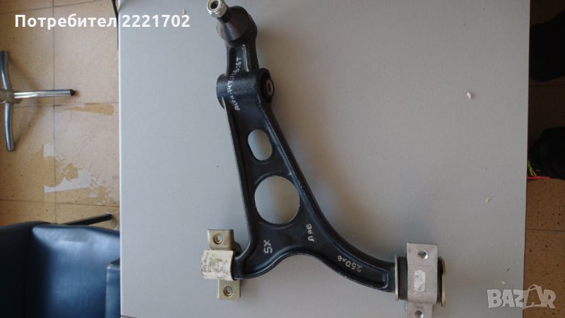 Преден ляв долен носач за Alfa Romeo 147, 156, GT, снимка 1