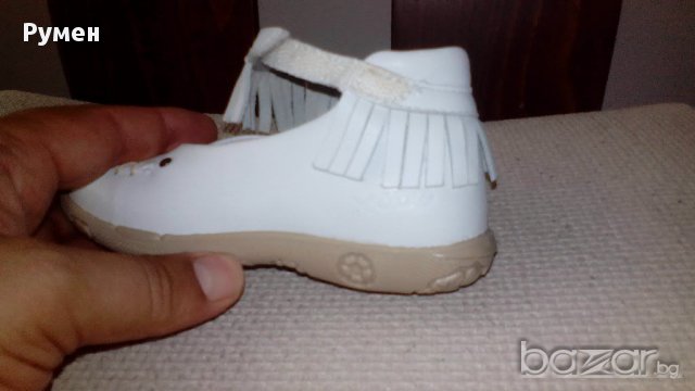 Продавам фирмени детски обувки от естествена кожа, снимка 7 - Детски маратонки - 11654945