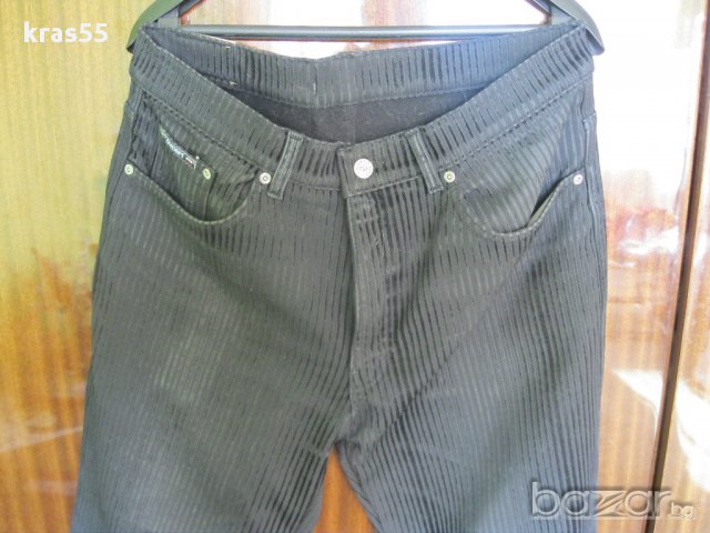 Маркови джинси